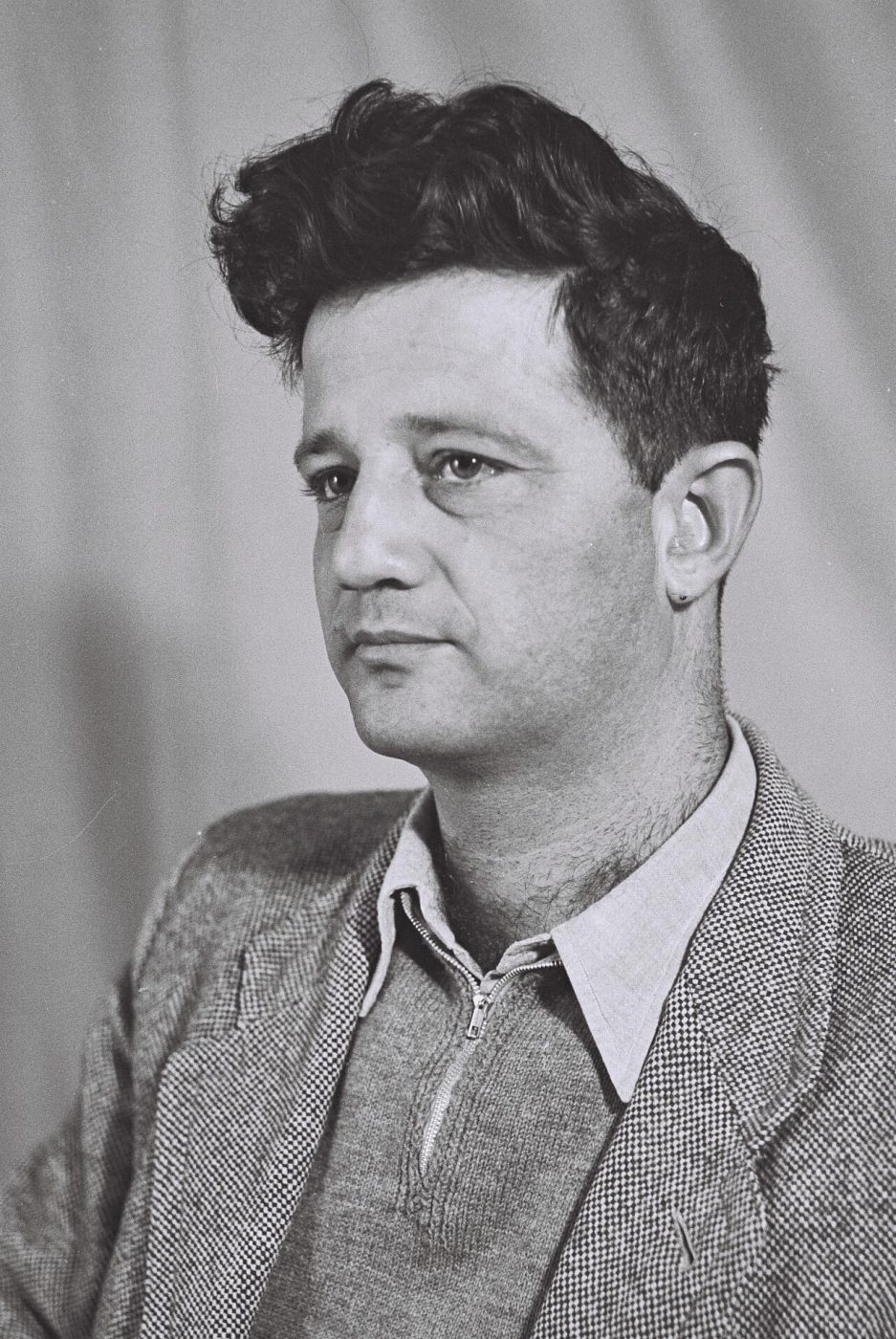 S. Yizhar