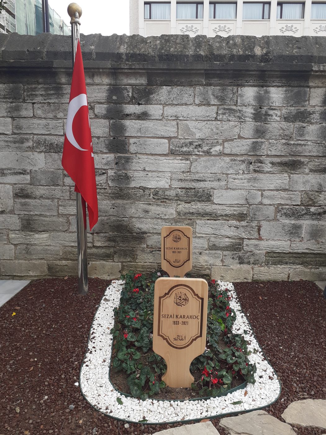 Sezai Karakoç