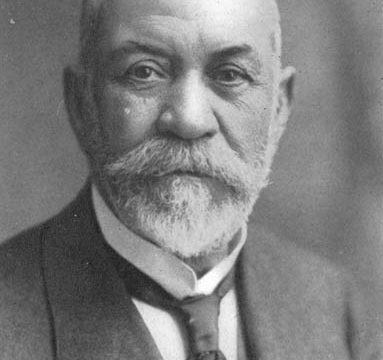 Stojan Protić