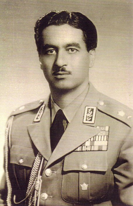 Teymur Bakhtiar
