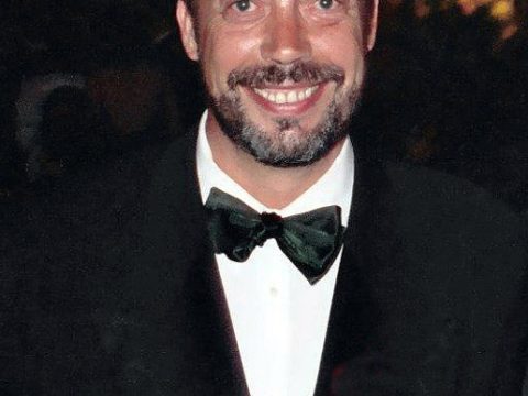 Tim Curry