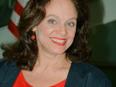 Valerie Harper