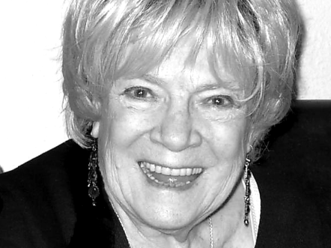Vlasta Chramostová